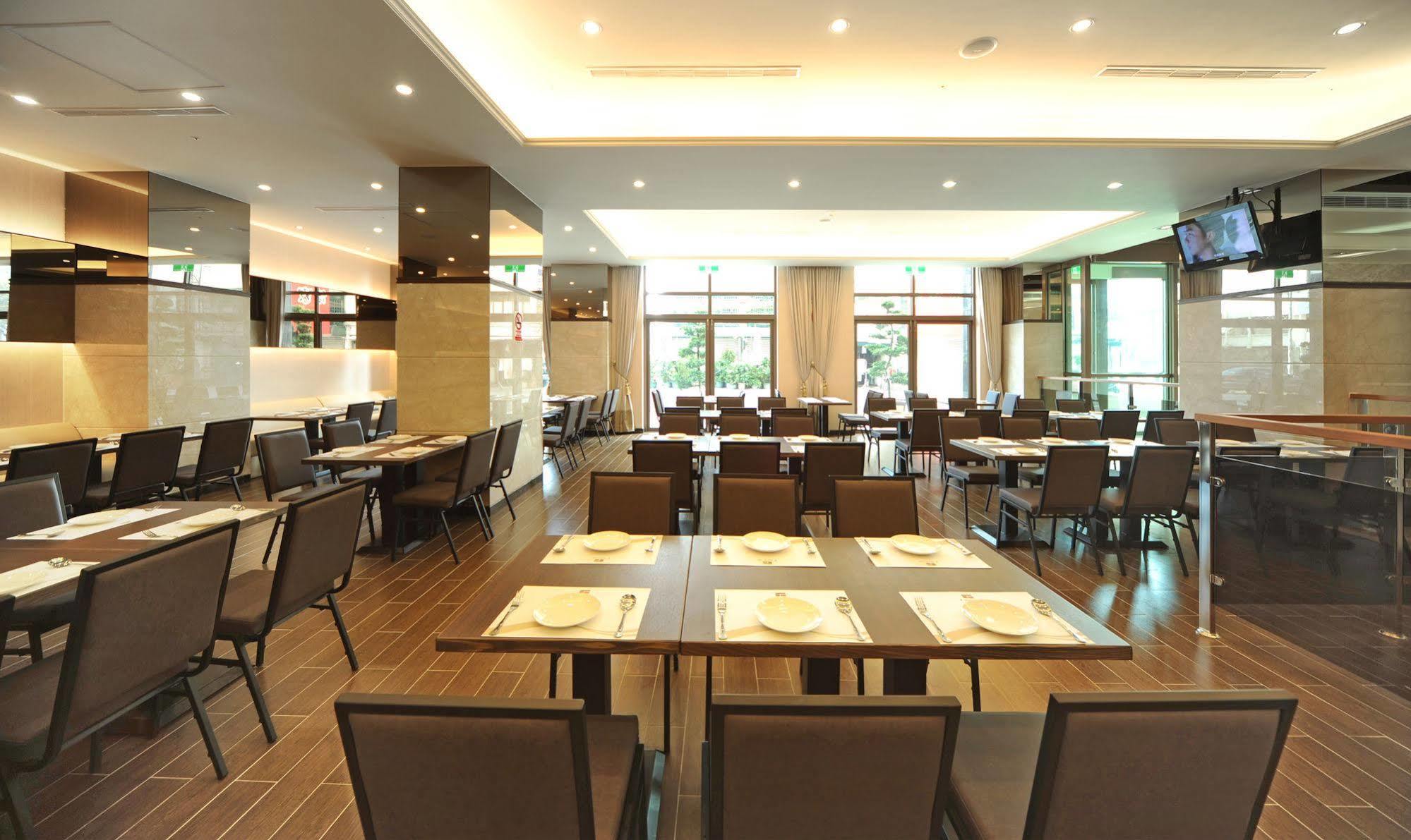 F Hotel - Hualien Eksteriør billede