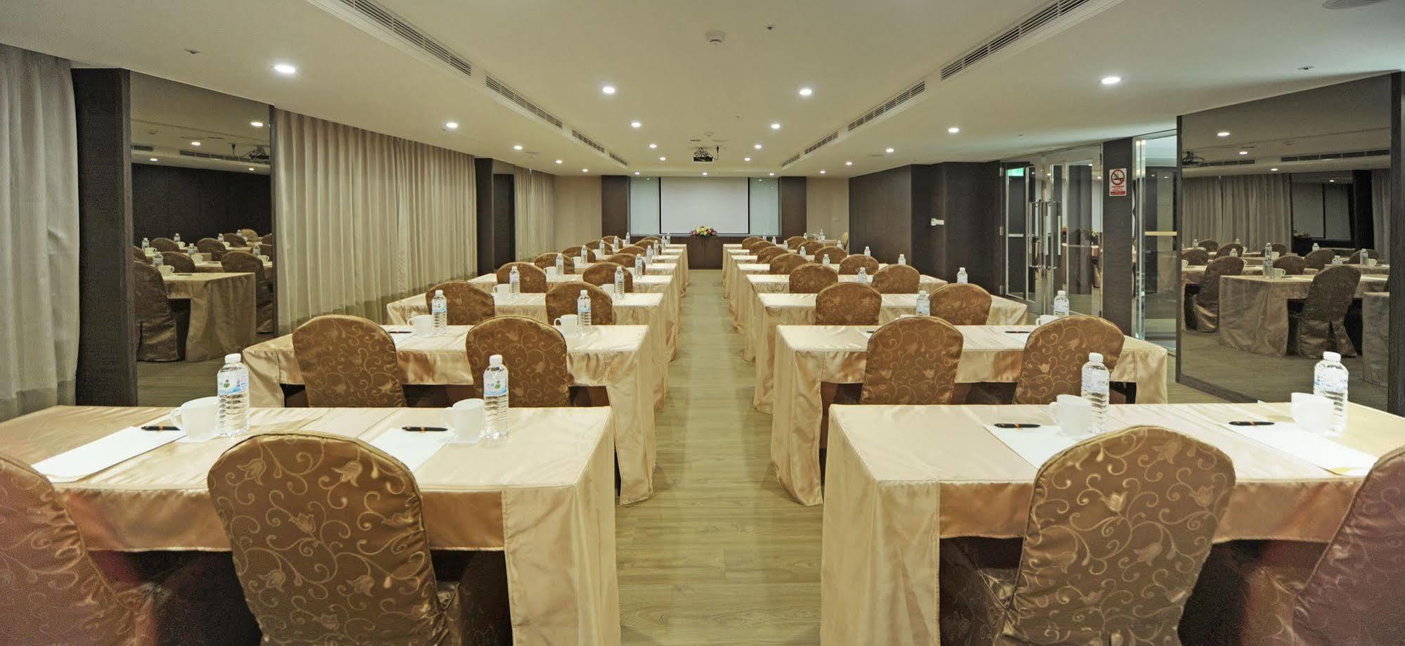 F Hotel - Hualien Eksteriør billede